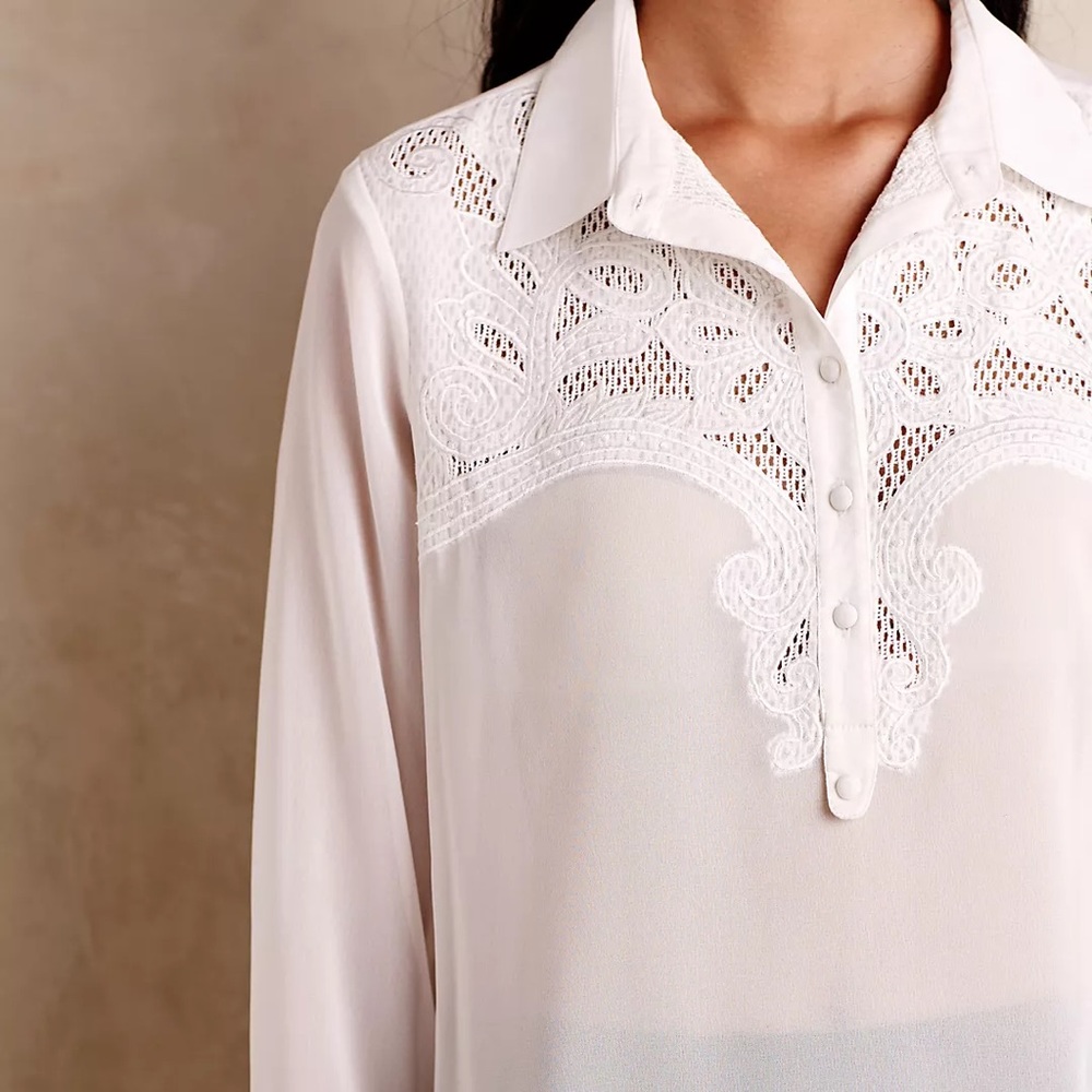 Anthropologie white long chiffon sleeve lace blouse size XS